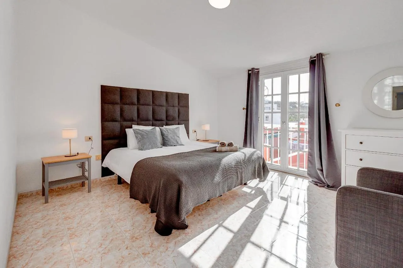 Bonita Casa Nina Con Jacuzzi By Paramount Holidays Playa de San Juan  0*, Playa de San Juan (Tenerife) Spagna